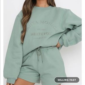 White Fox Pullover Crew Neck Green Sweatshirt